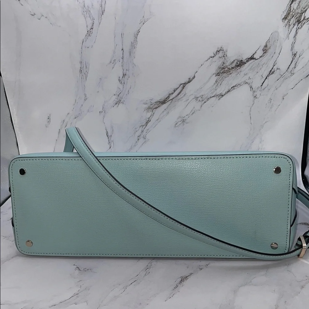 kate spade chic versatile